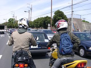 ���񒇗ǂ���������l�B�Ȃ���񂪁u�Ȃ񂩒������ȁv���ēi���Ă�