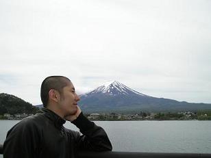 ��F�u�Ӂ[�A�΂̎������j�B����͖l�B�v